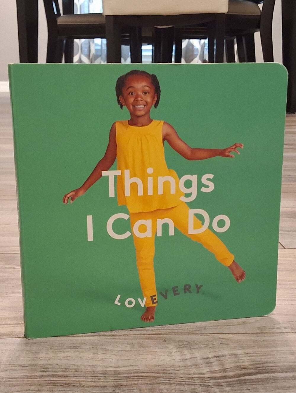 Lovevery Things I Can Do Book The Adventurer Play Kit Months 16, 17, 18